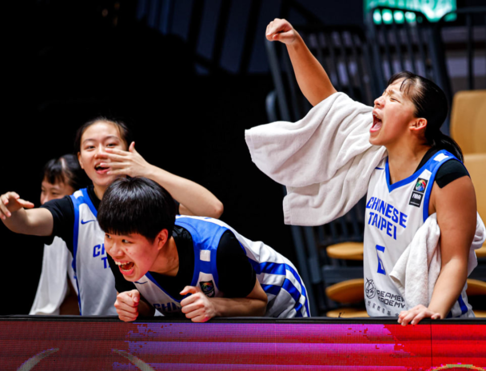 新西兰女篮, 秒新西兰手, 国台北开始