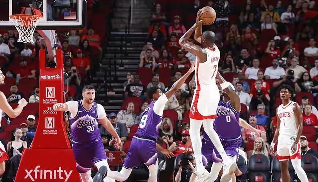 场季前赛, 当休斯顿火, 赛走向 场季前赛, 当休斯顿火, 赛走向